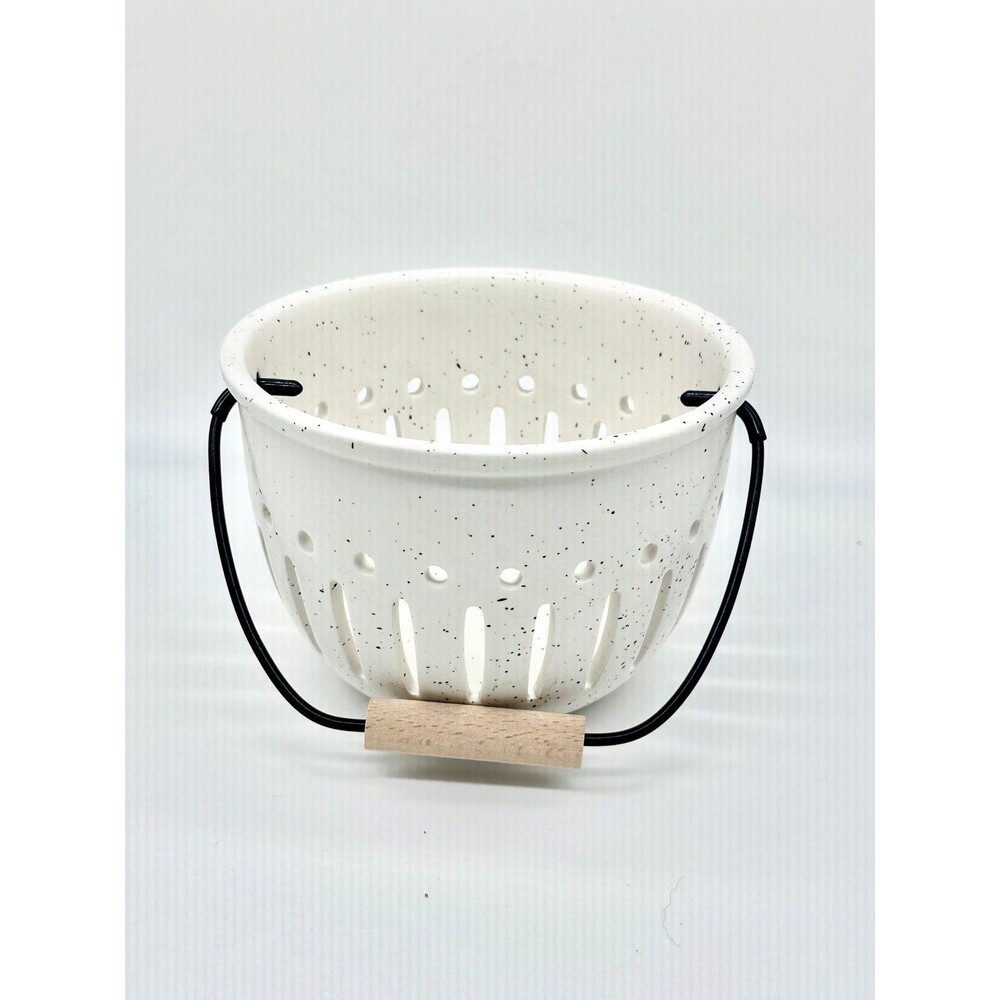 White Speckled Ceramic Dolomite Colander Strainer Wire Handles - Picture 3 of 7
